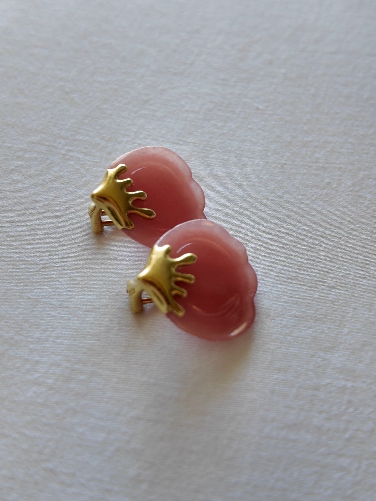 Angela Cummings Flower Clip Earrings – 18K Gold Statement