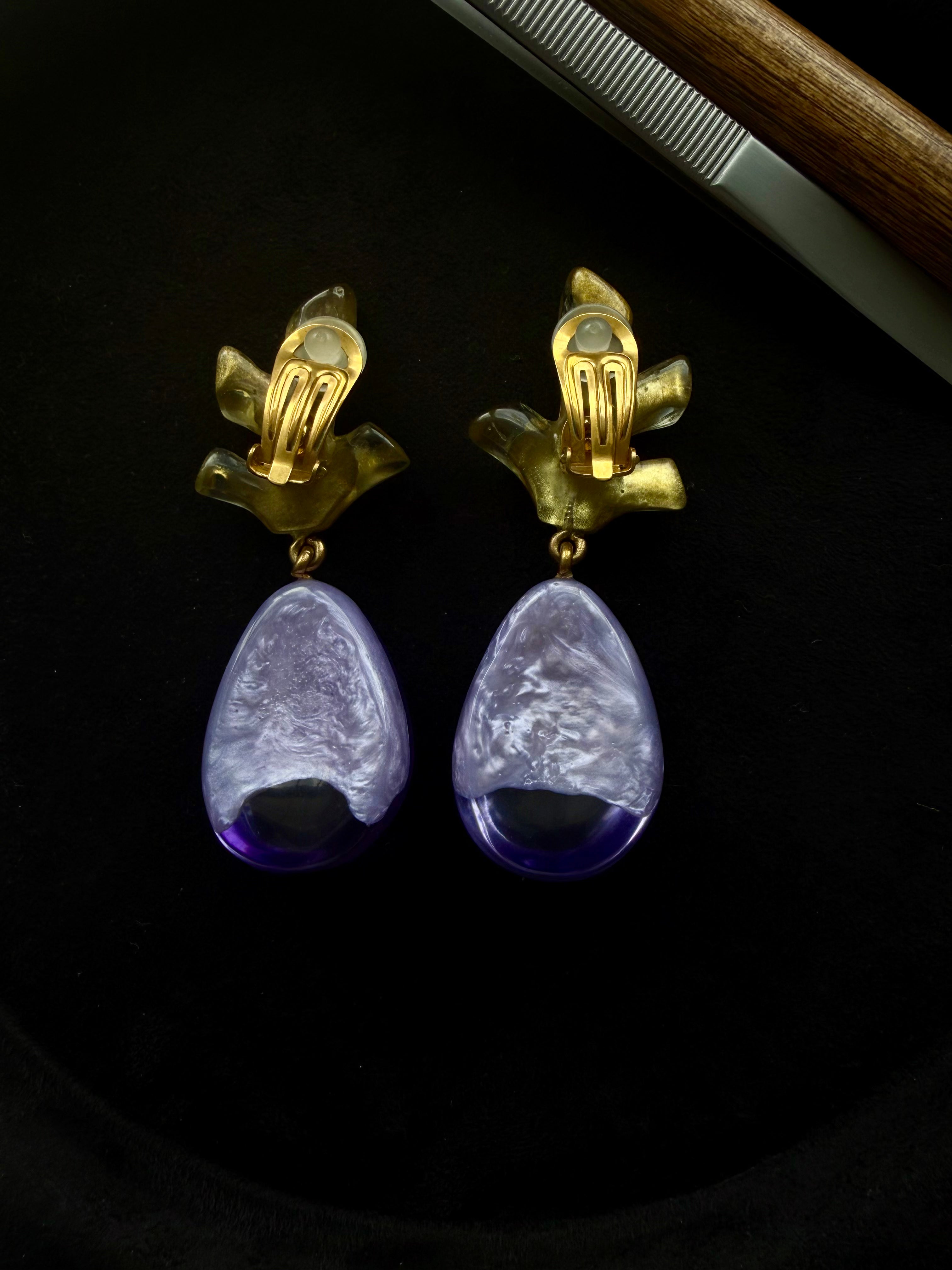 Dominique Denaive Paris Vintage Violet Gold Resin Flower Drop Clip-On Earrings